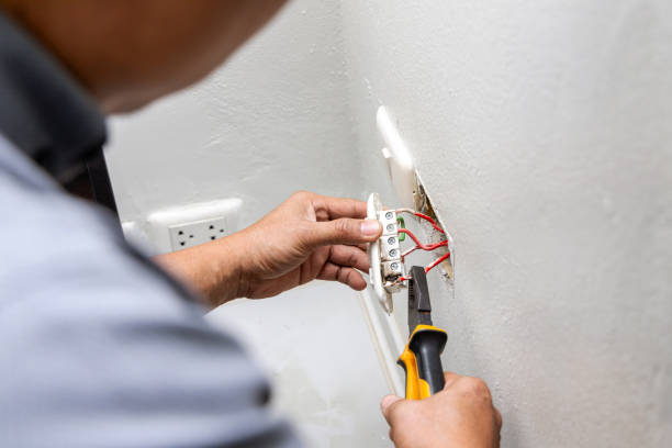Best Licensed Electrician  in Redan, GA